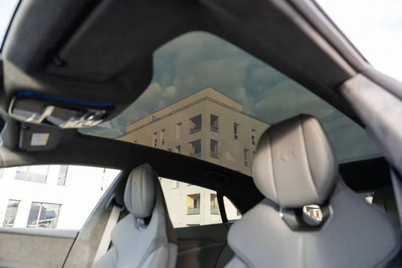 Image secondaire du véhicule 12