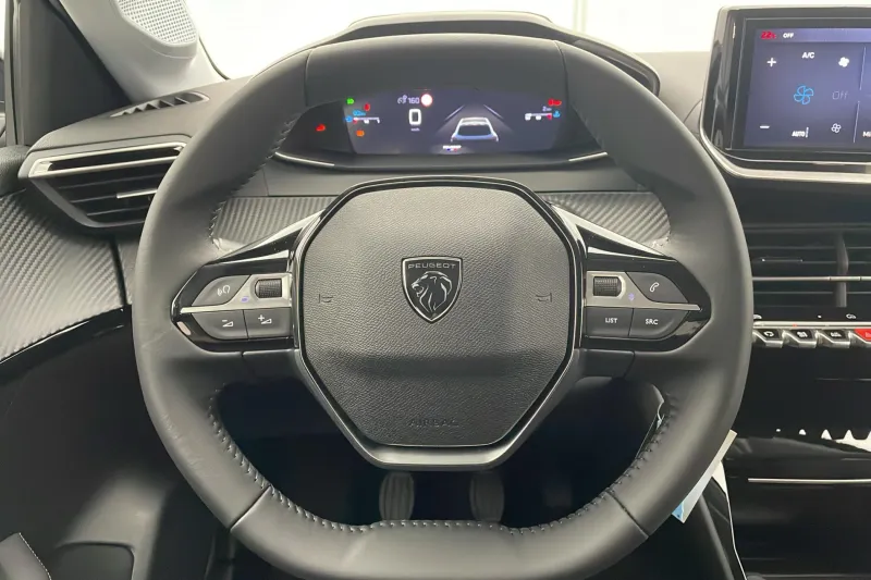 Image secondaire du véhicule 12