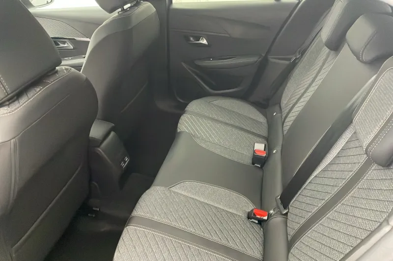 Image secondaire du véhicule 15