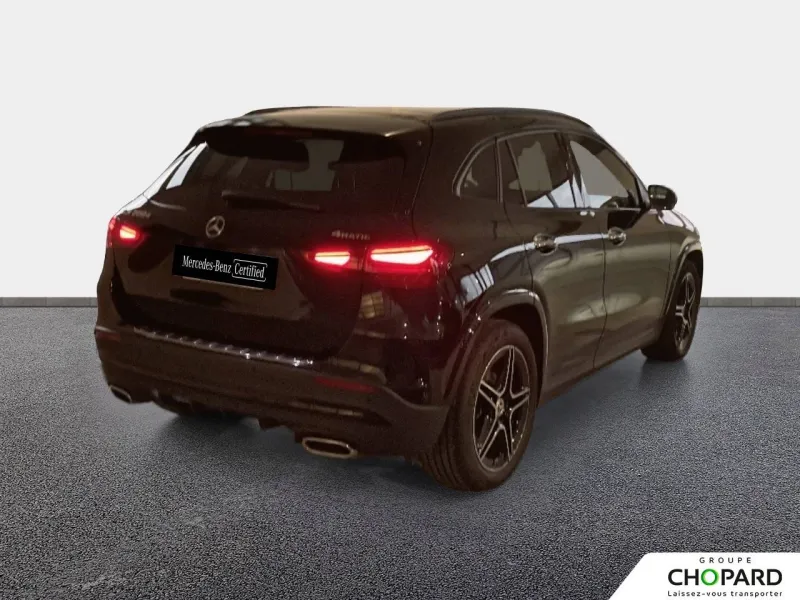 Image secondaire du véhicule 4