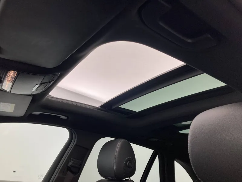 Image secondaire du véhicule 25