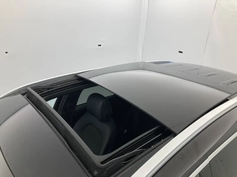 Image secondaire du véhicule 30