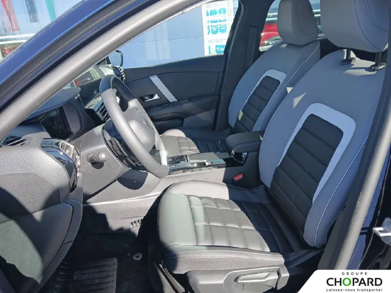 Image secondaire du véhicule 10