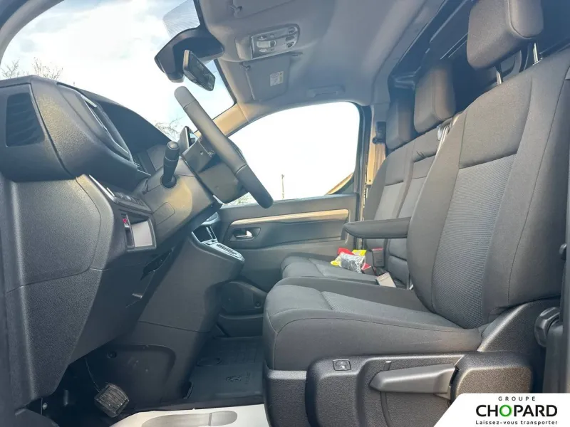 Image secondaire du véhicule 12