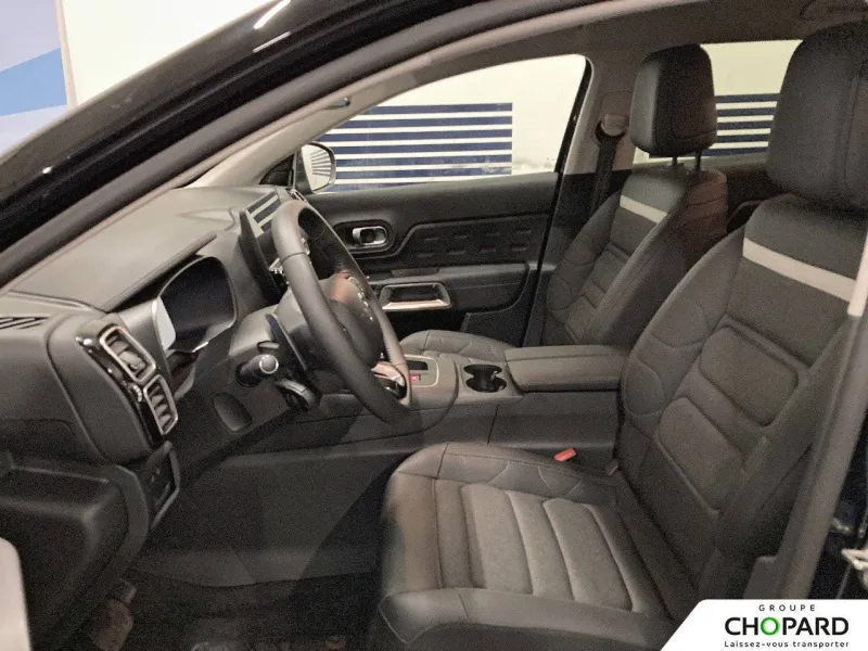 Image secondaire du véhicule 14