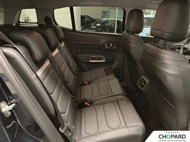 Image secondaire du véhicule 19