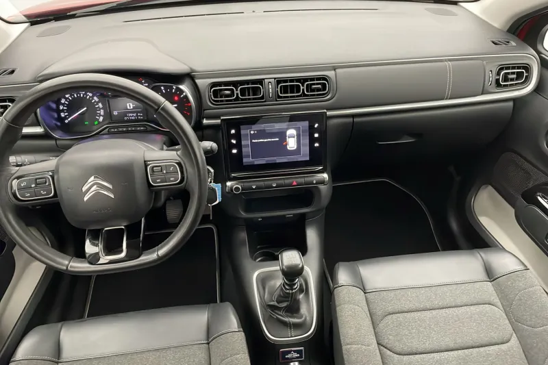 Image secondaire du véhicule 10