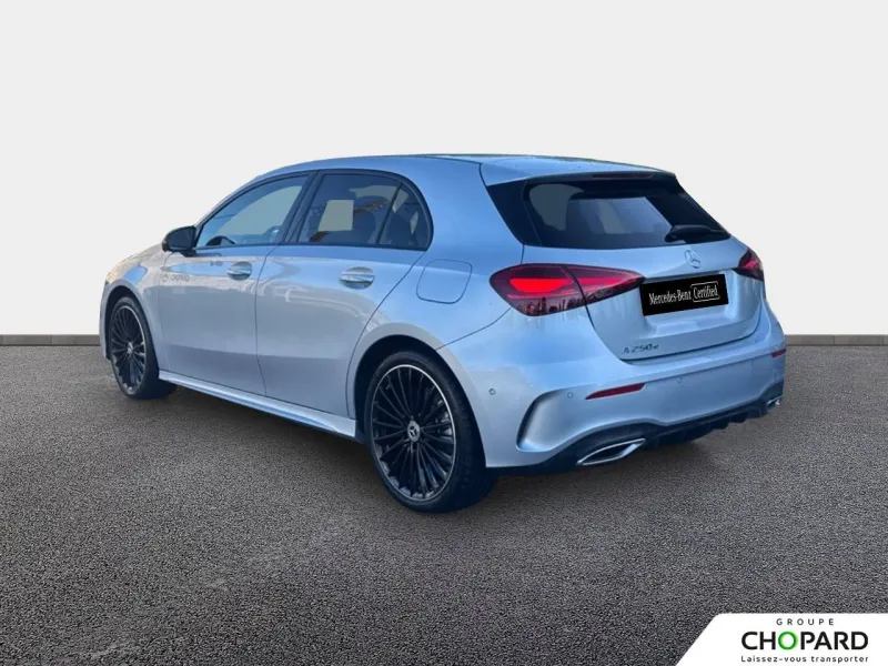 Image secondaire du véhicule 8