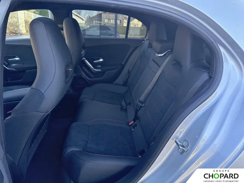 Image secondaire du véhicule 19