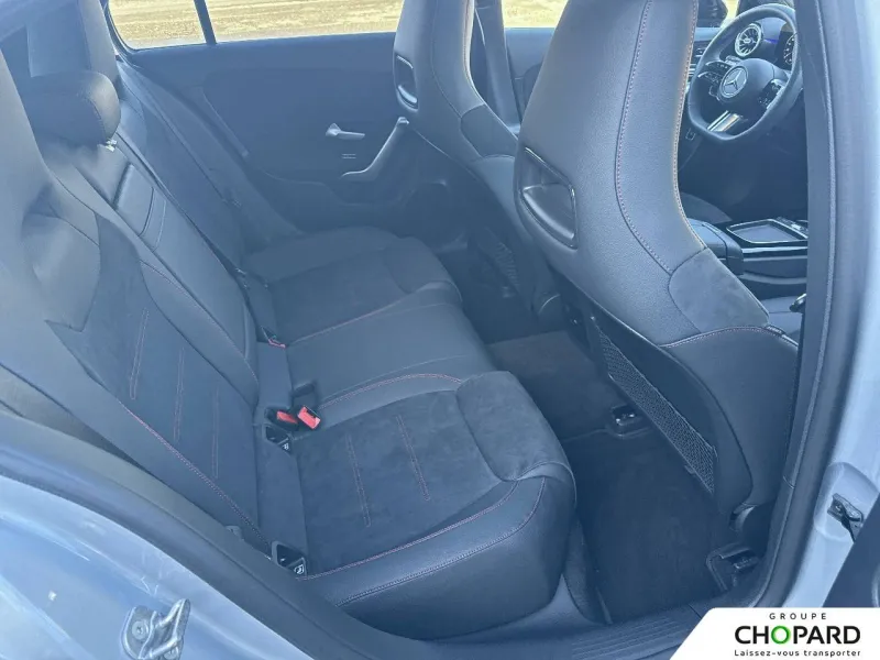 Image secondaire du véhicule 21