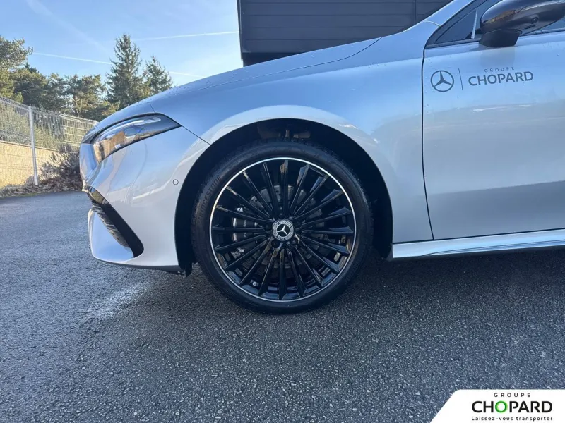 Image secondaire du véhicule 23