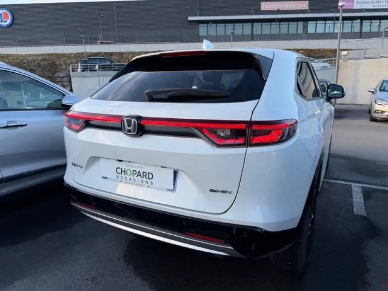 Image secondaire du véhicule 9