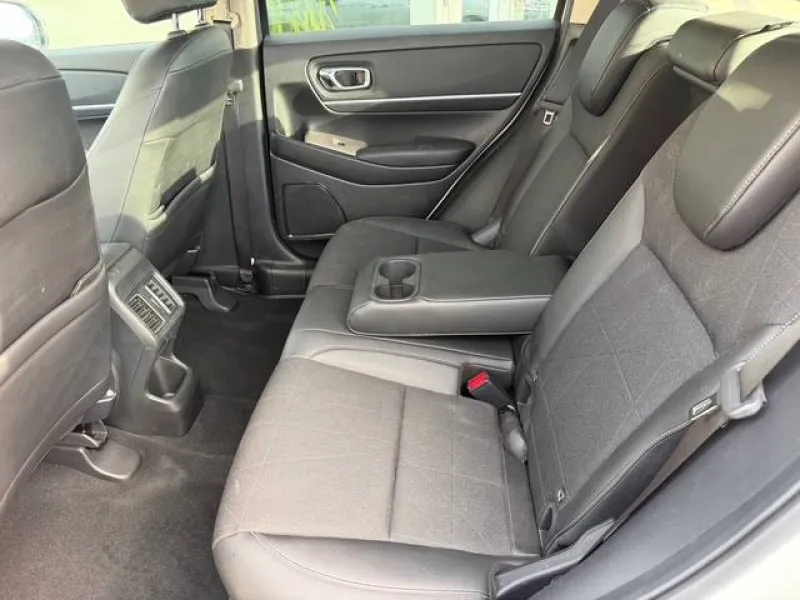 Image secondaire du véhicule 10