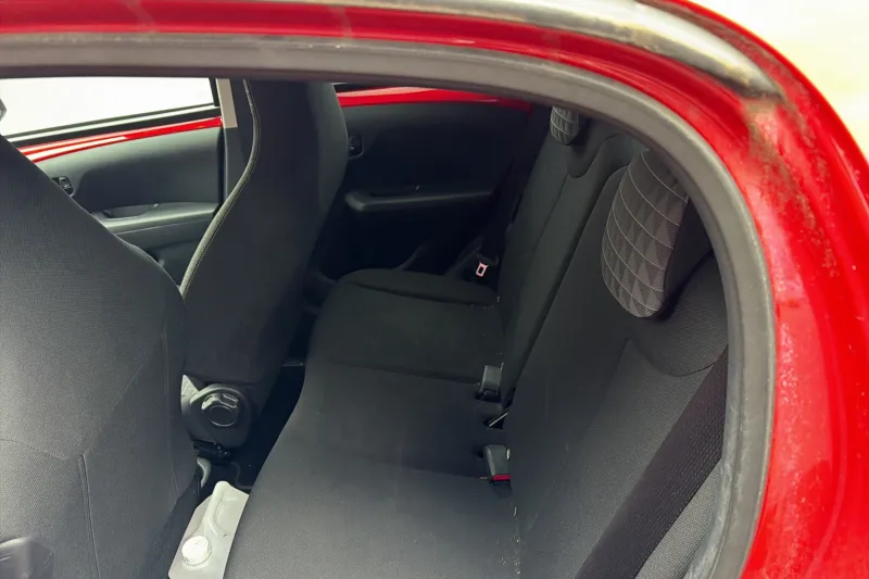 Image secondaire du véhicule 12