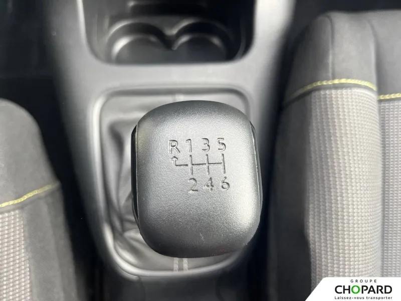 Image secondaire du véhicule 15