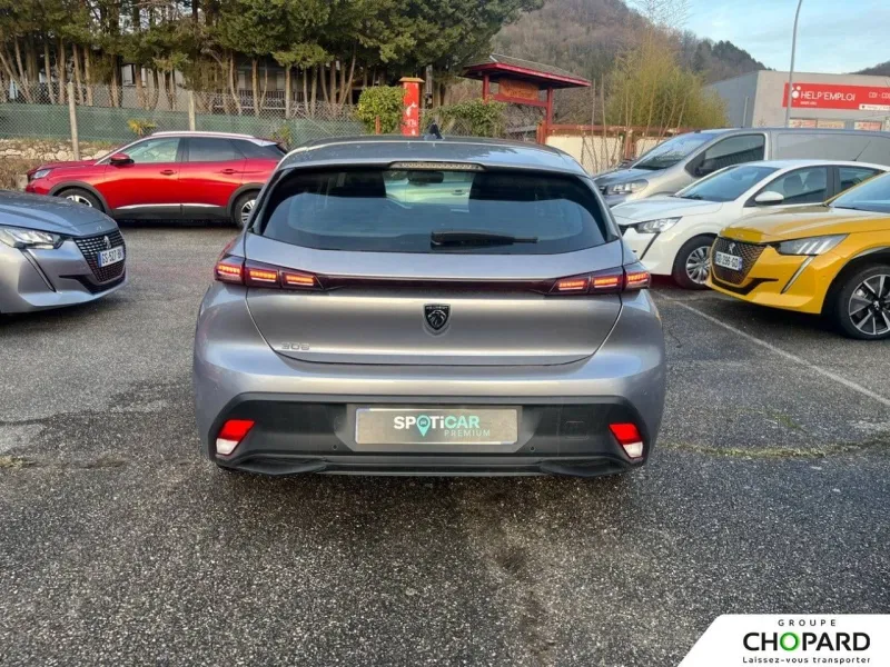 Image secondaire du véhicule 6