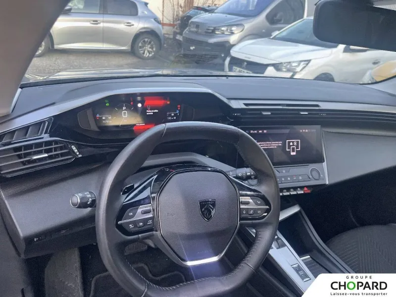 Image secondaire du véhicule 9