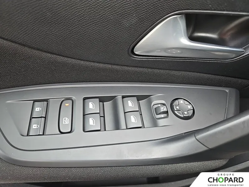 Image secondaire du véhicule 25