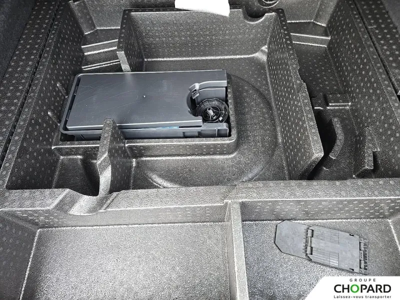 Image secondaire du véhicule 30