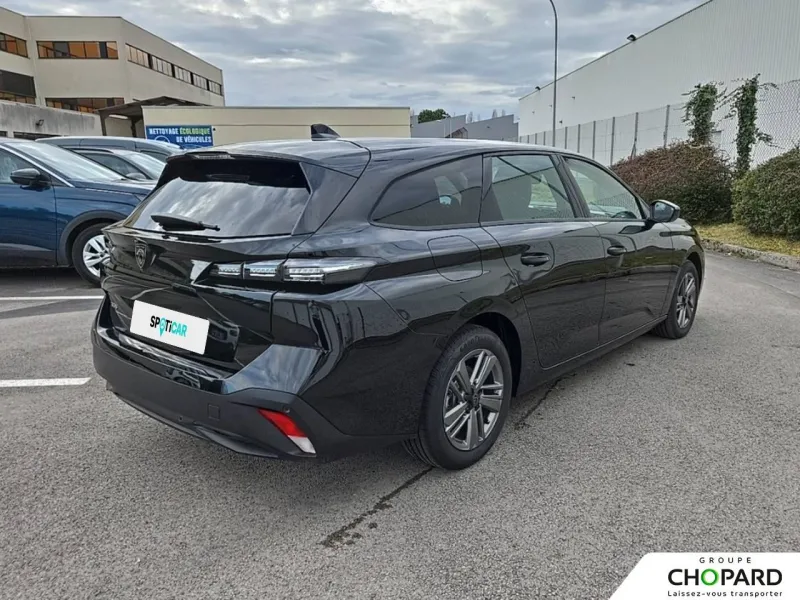 Image secondaire du véhicule 32