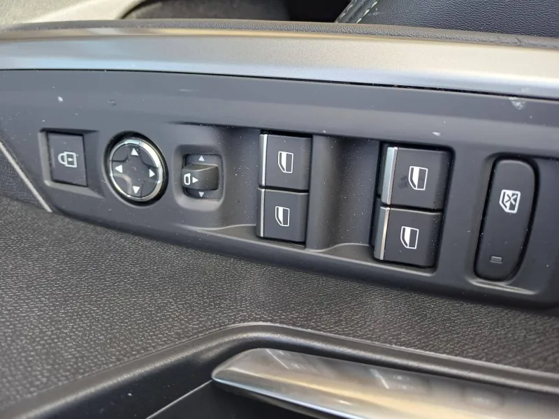 Image secondaire du véhicule 16