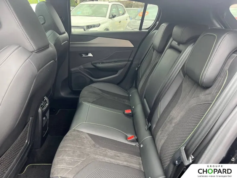 Image secondaire du véhicule 12