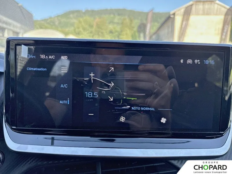 Image secondaire du véhicule 18