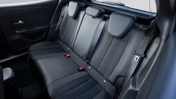 Opel Mokka 2025 : sièges arrière