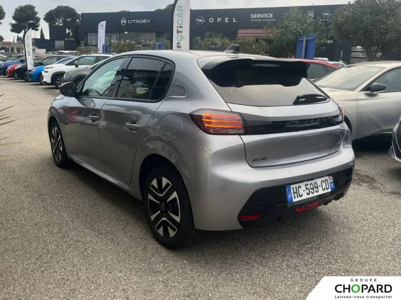 Image secondaire du véhicule 8