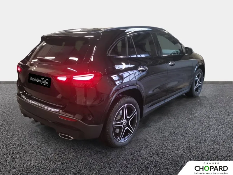 Image secondaire du véhicule 4