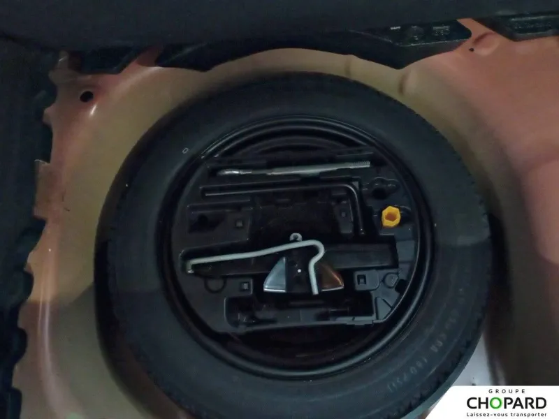 Image secondaire du véhicule 8