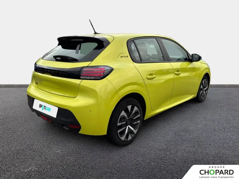 Image secondaire du véhicule 4