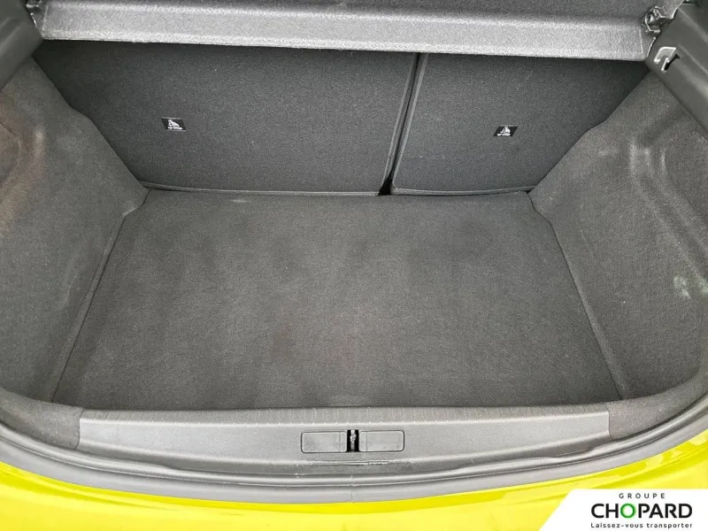 Image secondaire du véhicule 9