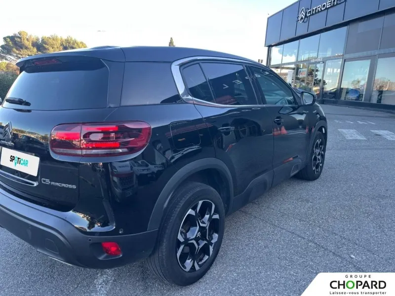 Image secondaire du véhicule 9