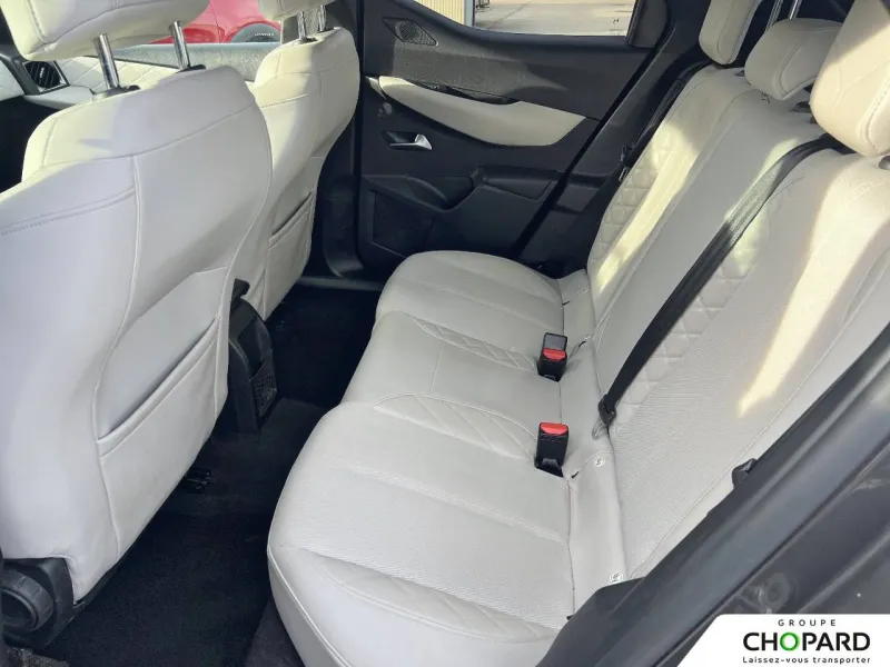 Image secondaire du véhicule 12