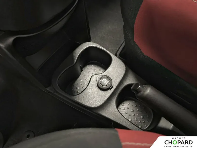 Image secondaire du véhicule 24