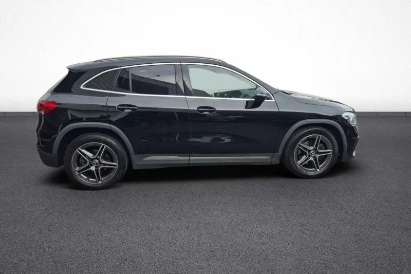 Image secondaire du véhicule 8