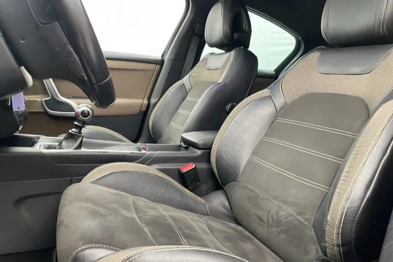 Image secondaire du véhicule 14