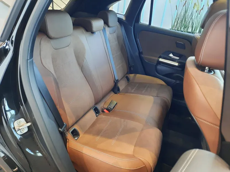 Image secondaire du véhicule 14