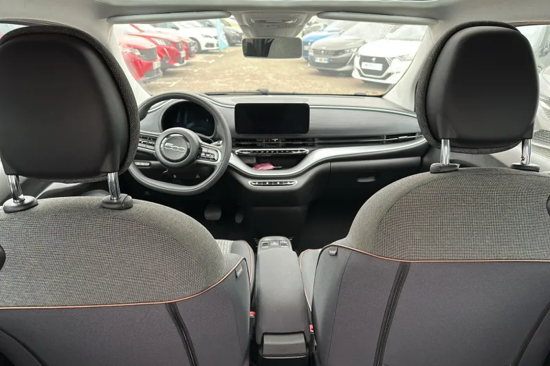 Image secondaire du véhicule 10