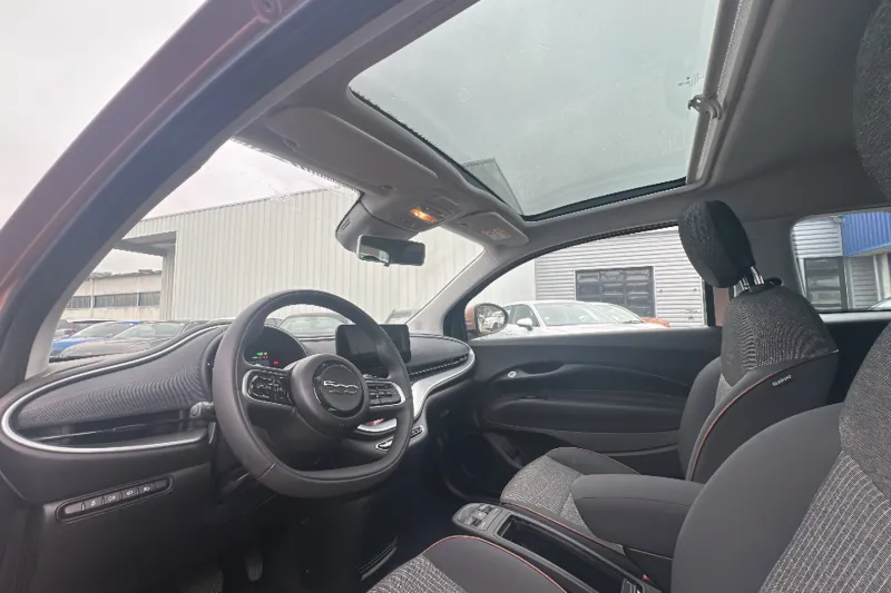 Image secondaire du véhicule 14