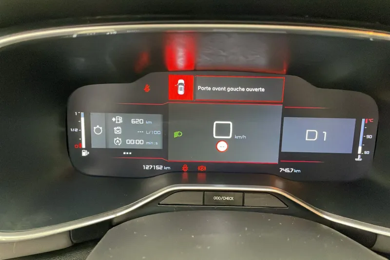 Image secondaire du véhicule 10