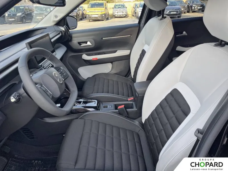 Image secondaire du véhicule 12