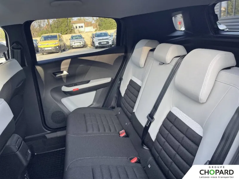 Image secondaire du véhicule 19