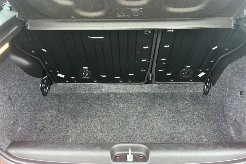 Image secondaire du véhicule 14