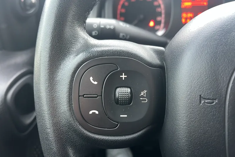 Image secondaire du véhicule 21