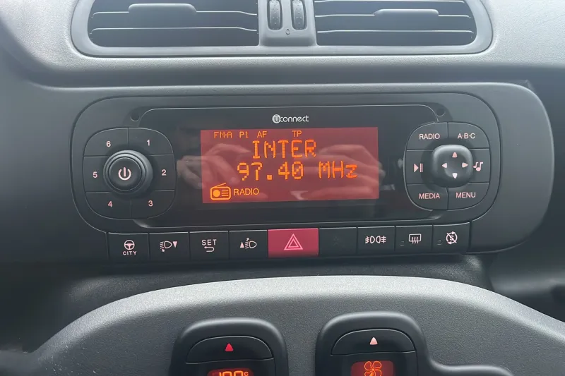 Image secondaire du véhicule 25