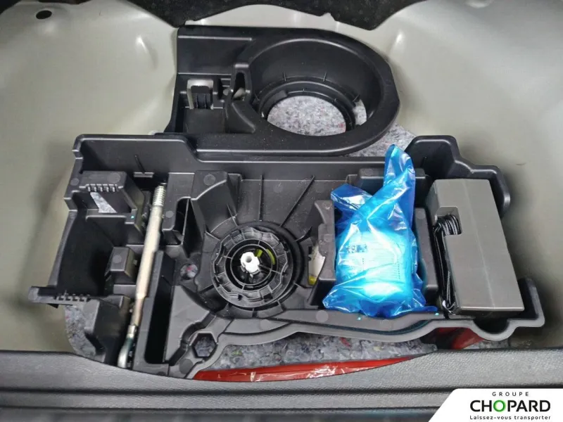 Image secondaire du véhicule 25