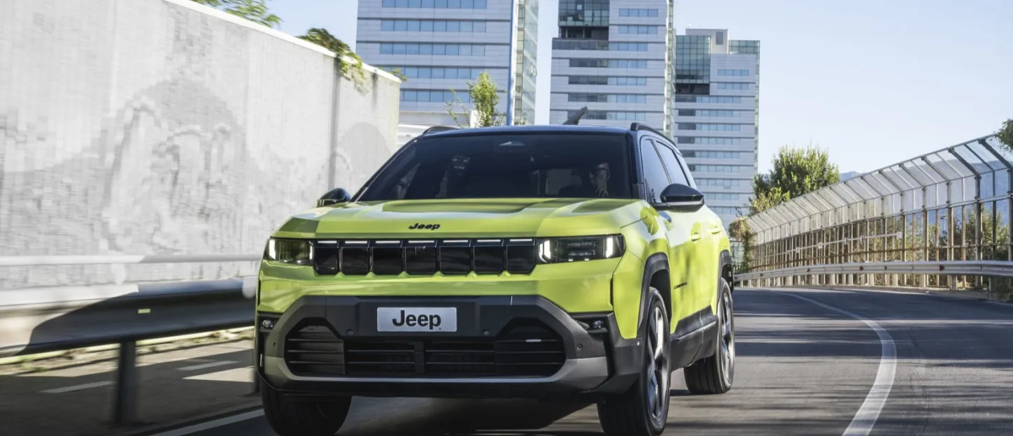 Jeep Compass : Face avant en ville