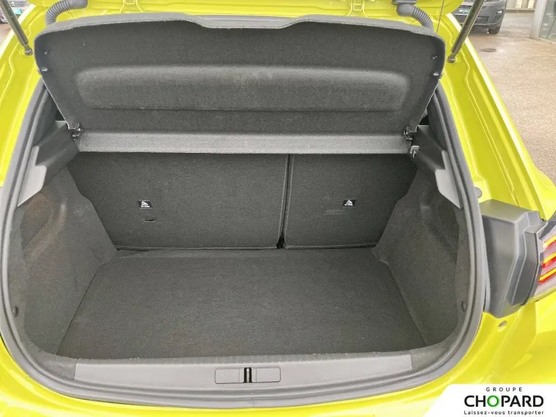 Image secondaire du véhicule 10